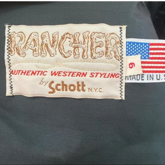 Vintage suede/leather fringe vest - Picture 3 of 5